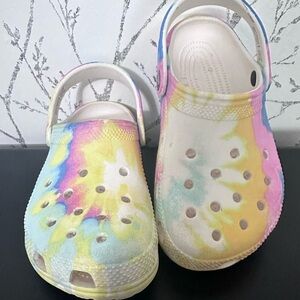 CROCS tyedye Junior size 1